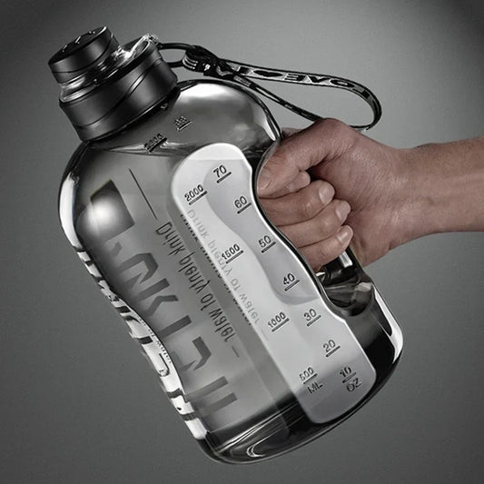 Sportliche Wasserflasche für Damen