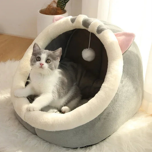 Kuscheliges Katzenbett für den Winter